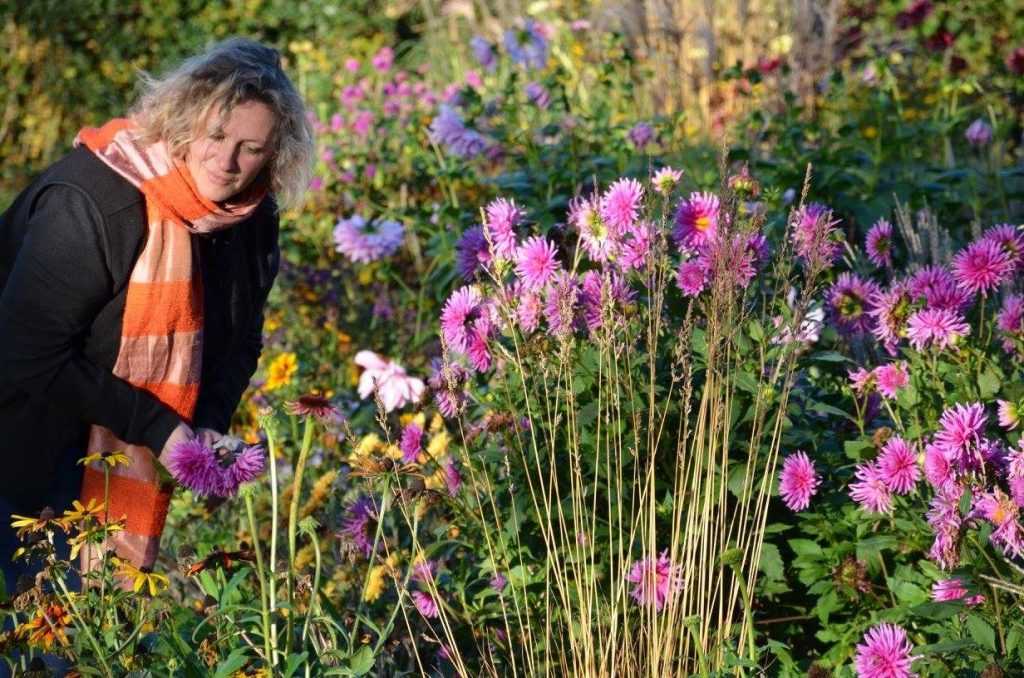 portrait de Sophie Arendt et de son jardin