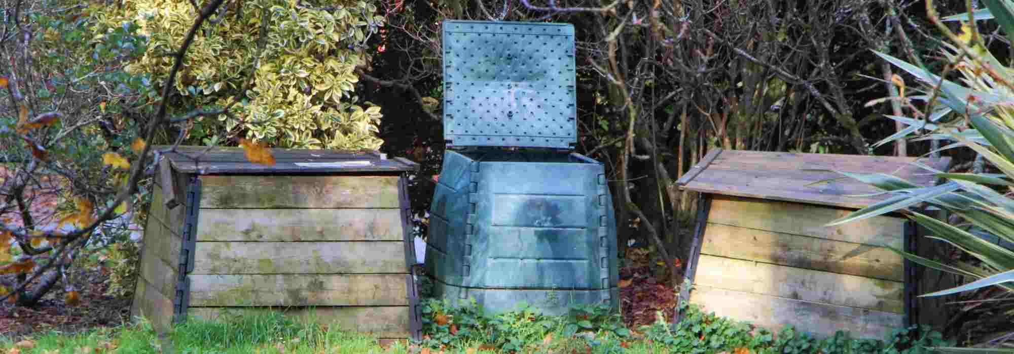 Composteur de jardin en extérieur en plastique 300 litres Humus