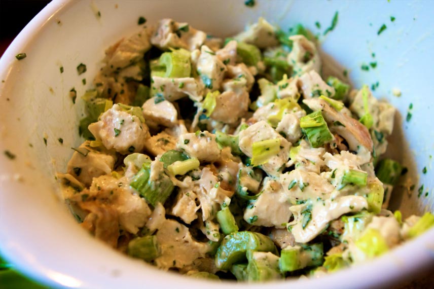 Salade de poulet à l’estragon ©Tim Dorr - Flickr