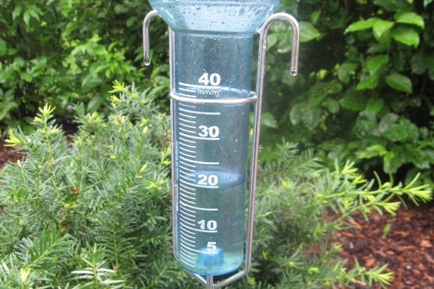 pluviometre de jardin 