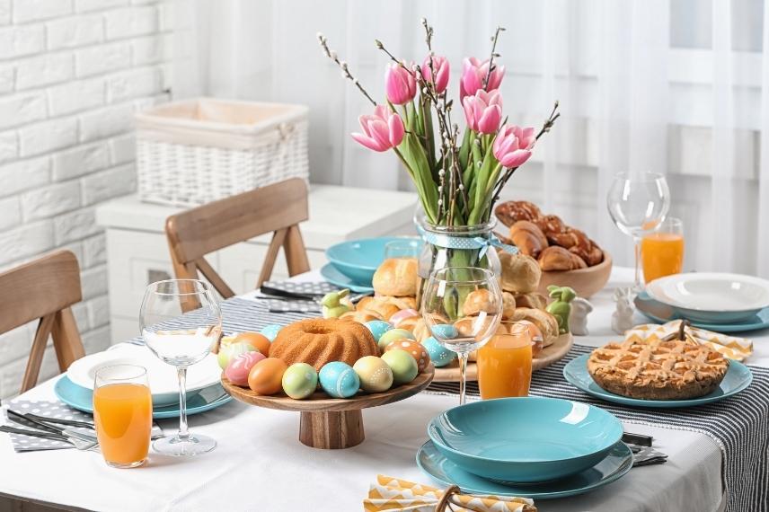 jolie décoration de table pour Pâques