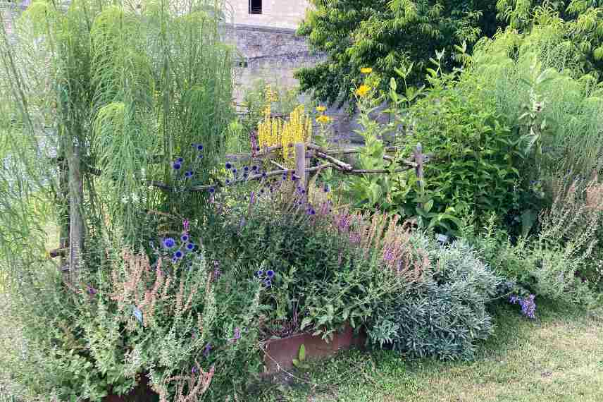 créer bordures massif, aménagement bordures jardin