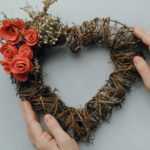 Comment faire une couronne en forme de coeur pour la Saint-Valentin ?