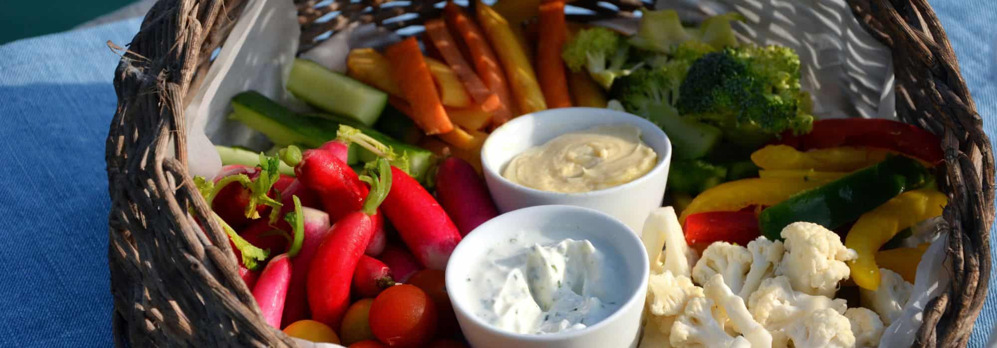 Des légumes et des fruits à picorer au potager