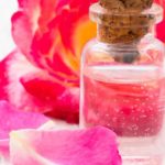 Comment faire de l'eau florale maison ?