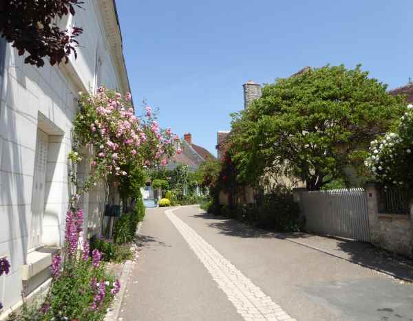 J'ai visité... Chédigny, le village jardin