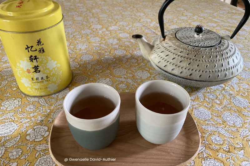 Comment faire du thé au jasmin maison ? - Promesse de Fleurs