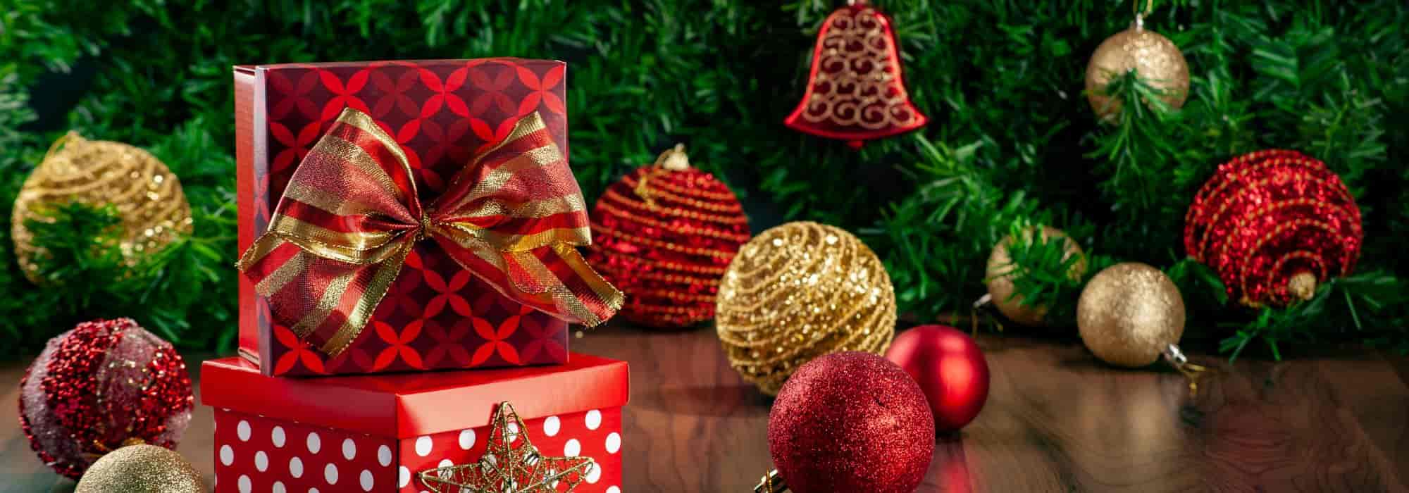 20 idées de cadeaux originales pour Noël à moins de 10 dollars
