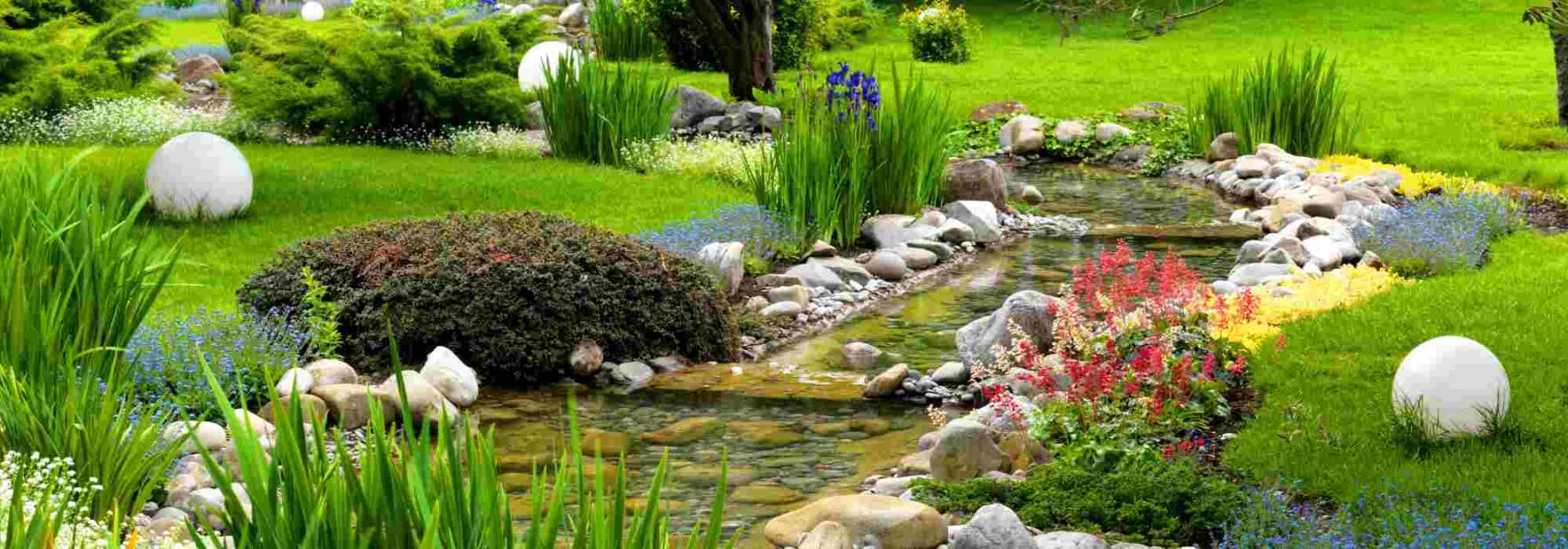 Entretenir un bassin de jardin au printemps