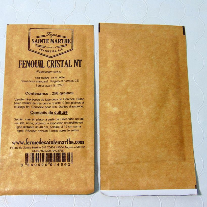 Exemple de spécimen de Fenouil Cristal NT - Ferme de Sainte Marthe le sachet de 250 graines tel que livré