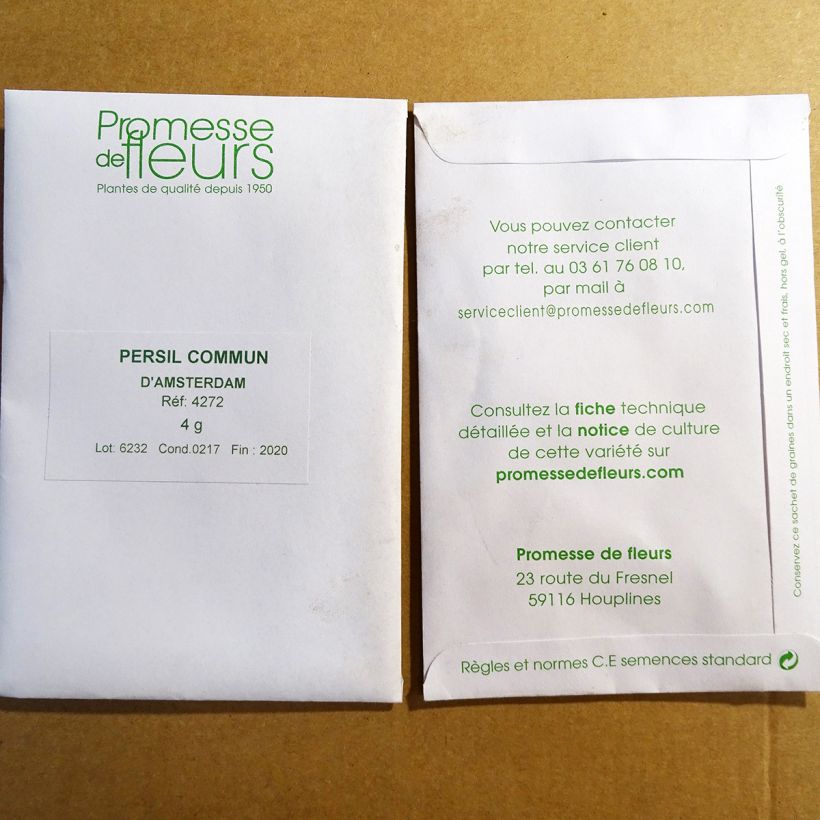 Exemple de spécimen de Persil plat commun d'Amsterdam Graines tel que livré