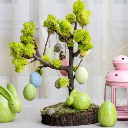 Comment créer et décorer un adorable arbre de Pâques ?