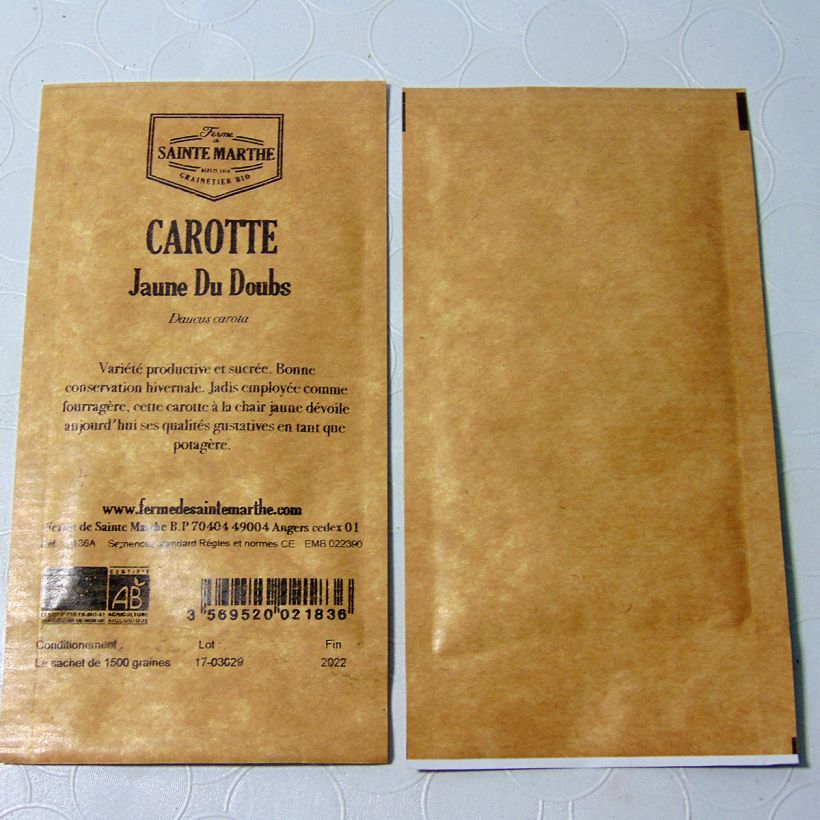 Exemple de spécimen de Carotte fourragère Jaune du Doubs Bio - Ferme de Sainte Marthe le sachet de 1500 graines tel que livré