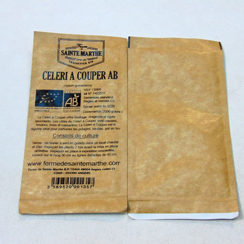 Exemple de spécimen de Céleri à couper Bio - Ferme de Sainte Marthe le sachet de 1300 graines (0.78g) tel que livré