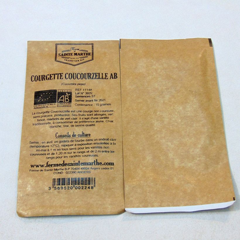 Exemple de spécimen de Courgette Coucourzelle Bio - Ferme de Sainte Marthe le sachet de 15 graines (1g) tel que livré