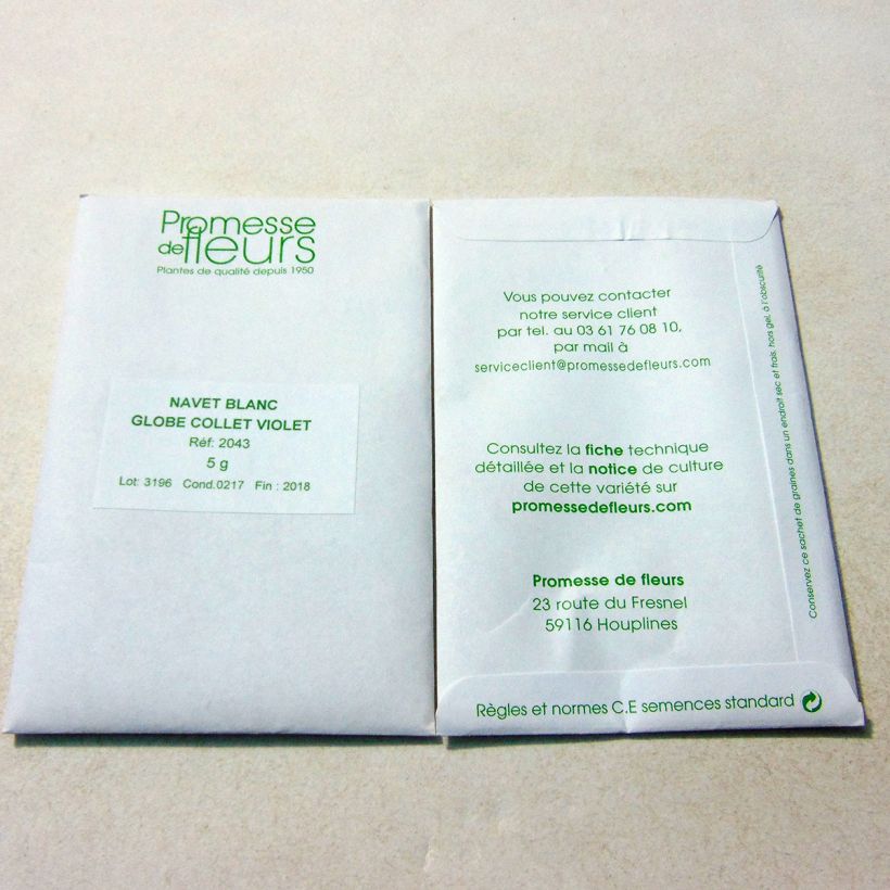 Exemple de spécimen de Navet Blanc Globe Collet Violet - Brassica rapa le sachet de 2000 graines (5g) tel que livré