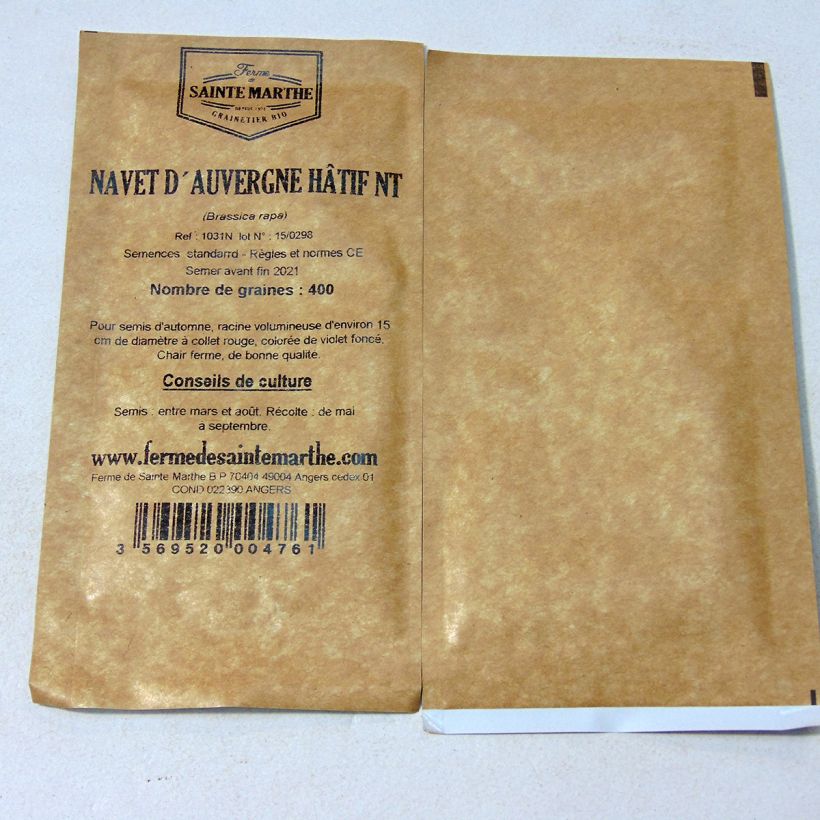 Exemple de spécimen de Navet d'Auvergne Hâtif NT - Ferme de Sainte Marthe le sachet de 400 graines tel que livré