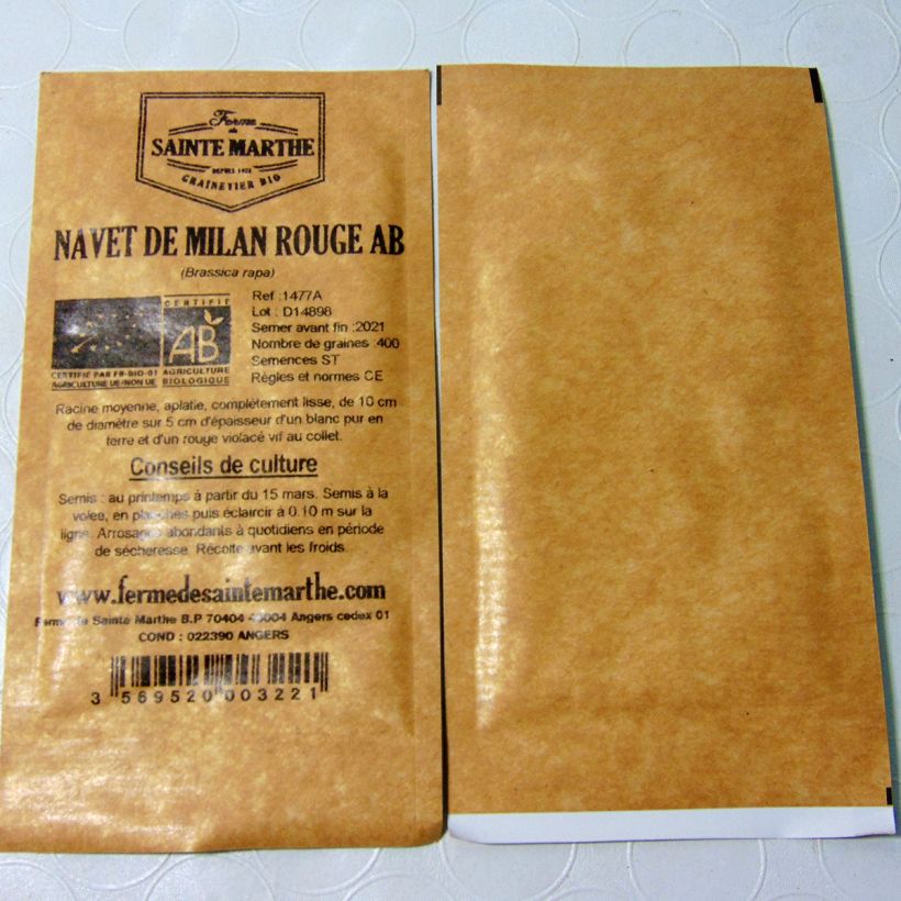 Exemple de spécimen de Navet de Milan Rouge Bio - Ferme de Sainte Marthe le sachet de 200 graines tel que livré