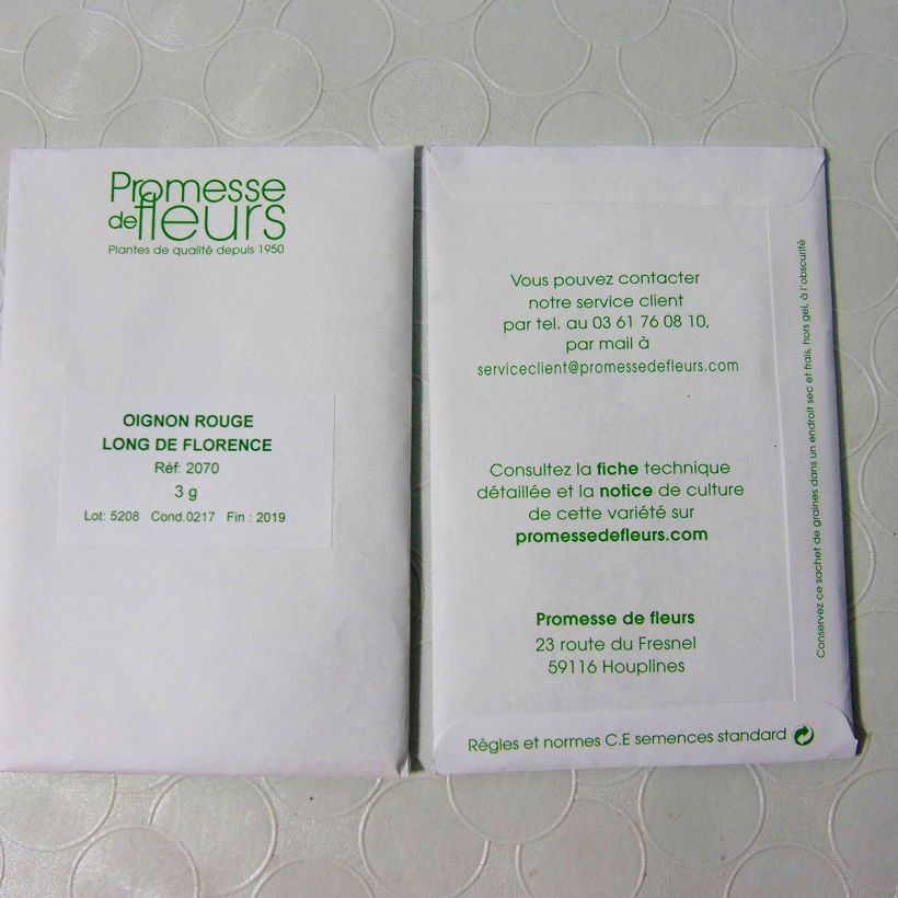 Exemple de spécimen de Oignon Rouge long de Florence - Allium cepa le sachet de +/- 600 graines (minimum 3g) tel que livré