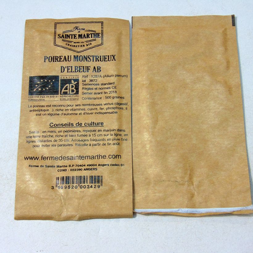 Exemple de spécimen de Poireau Monstrueux d'Elbeuf Bio - Ferme de Sainte Marthe le sachet de 500 graines (1g) tel que livré