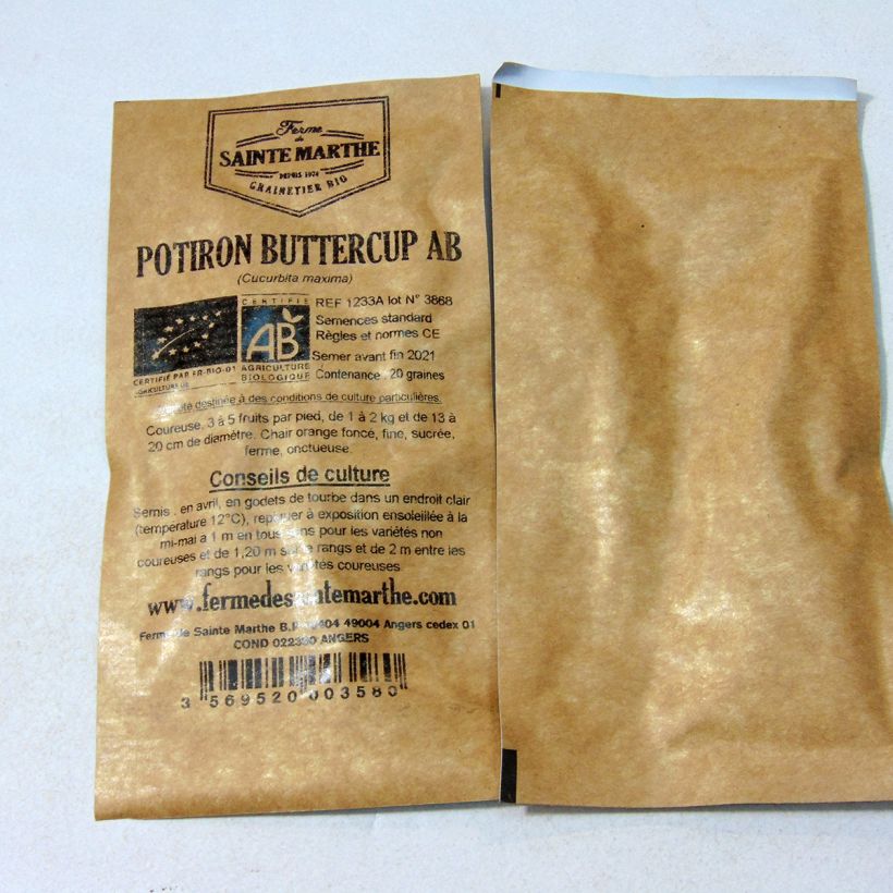 Exemple de spécimen de Potiron Buttercup Bio - Ferme de Sainte Marthe le sachet de 20 graines (3g) tel que livré