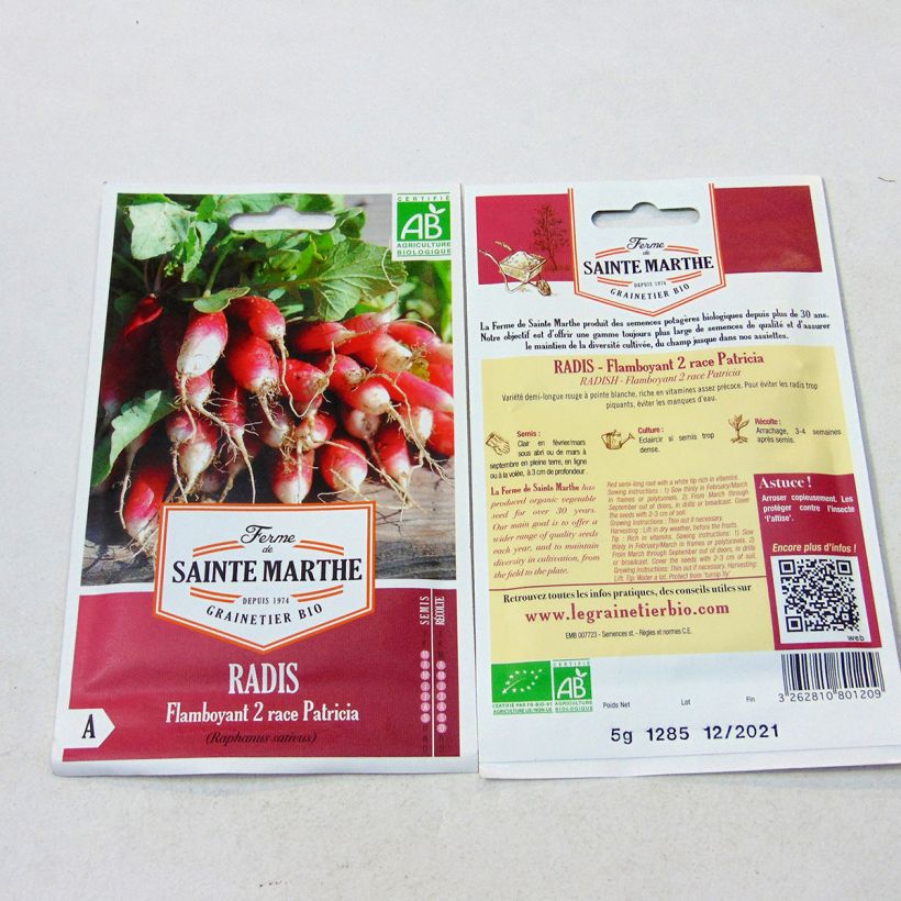 Exemple de spécimen de Radis Flamboyant 2 Race Patricia Bio - Ferme de Sainte Marthe le sachet de 700 graines (5g) tel que livré